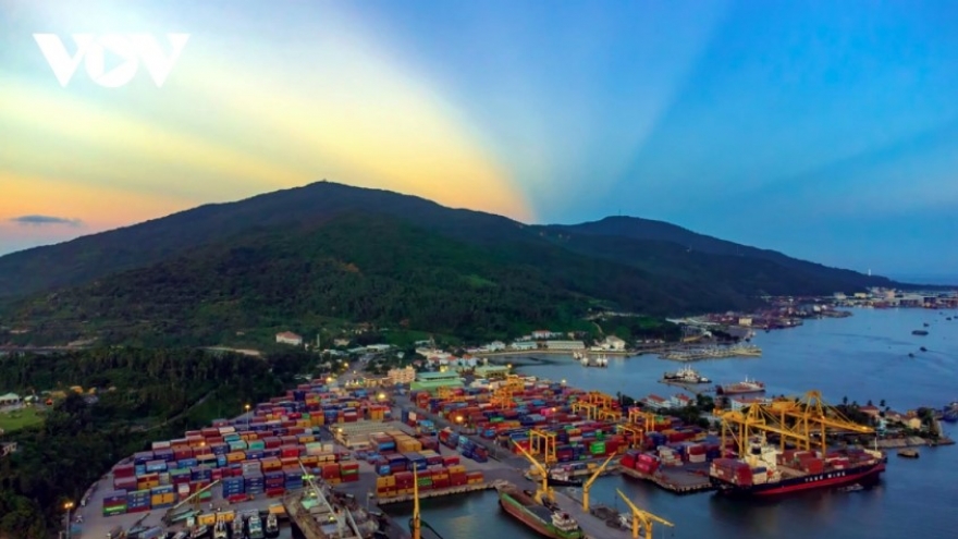 Green port development to sharpen Vietnamese enterprises’ competitiveness